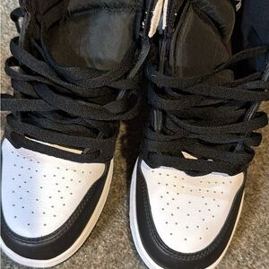 Nike Black and White Sneakers